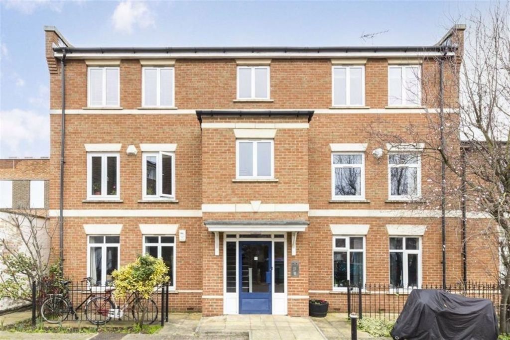 Property photo 1 of 10