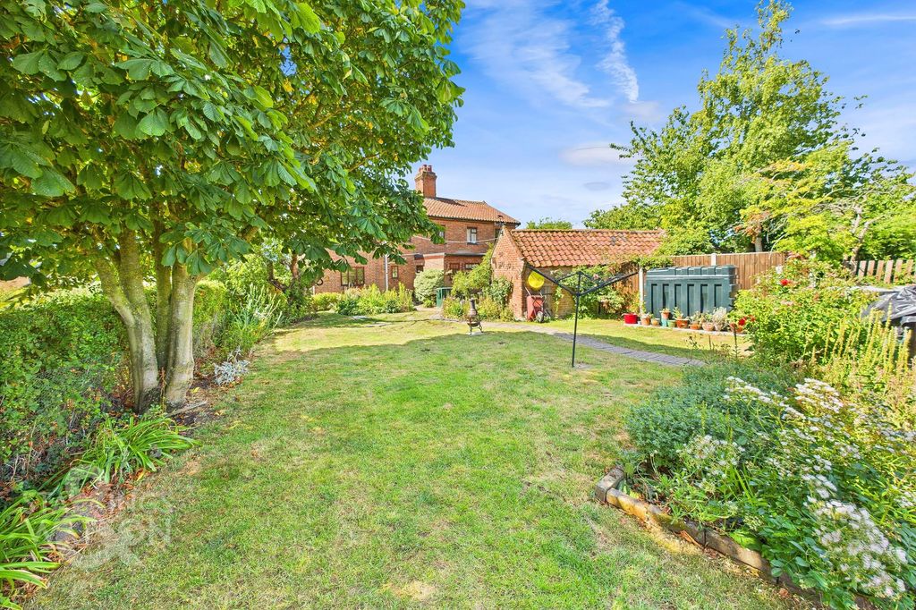 Property photo 1 of 29
