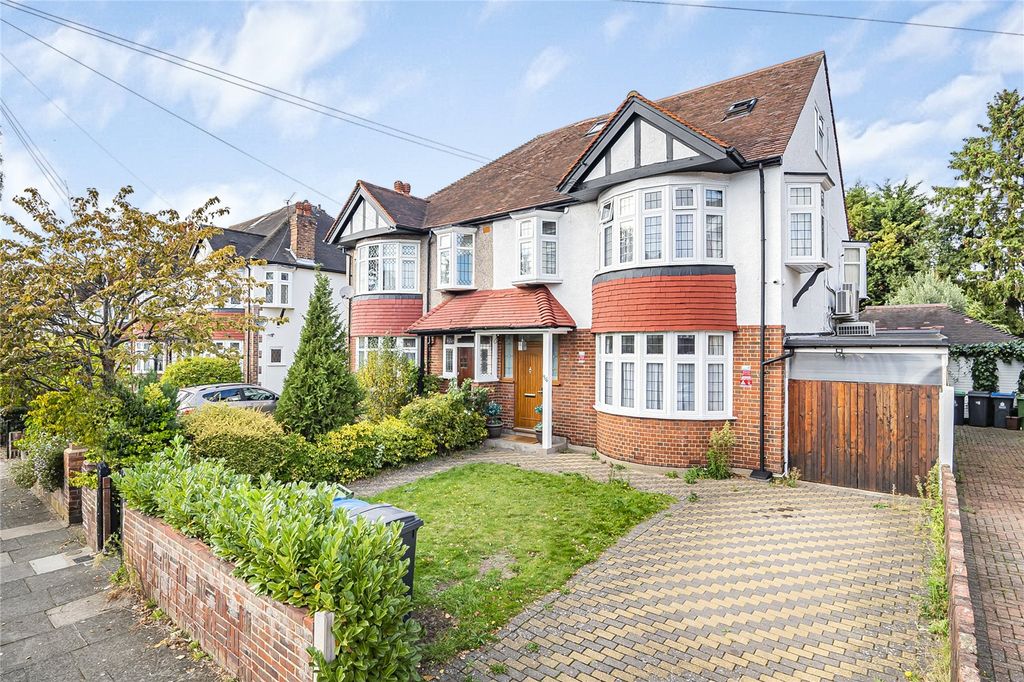 Property photo 1 of 11 Exterior