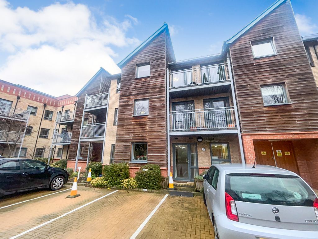 Property photo 1 of 14