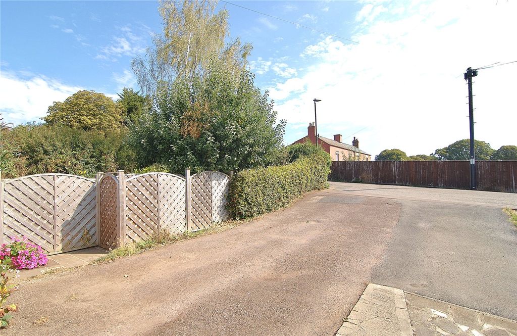 Property photo 2 of 13 Picture No. 08