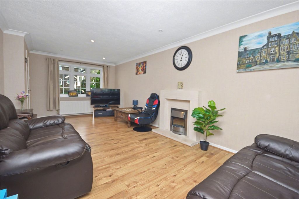 Property photo 2 of 14 Picture No. 02