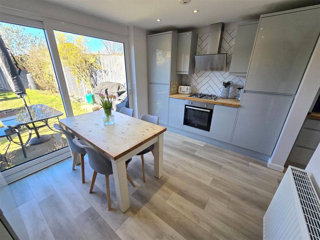 Property photo 1 of 13 Kitchen Diner