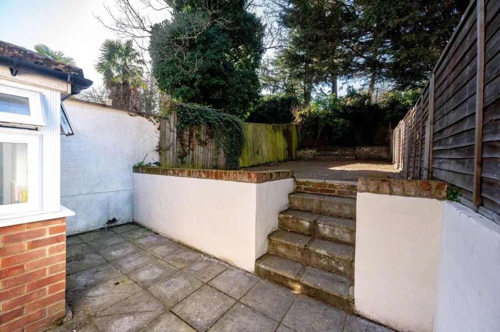 Property photo 3 of 10 Photo 0107