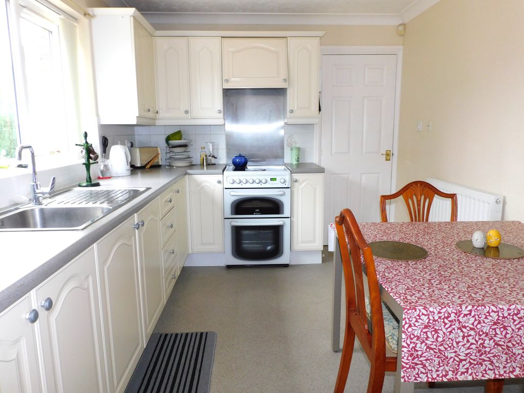 Property photo 2 of 26