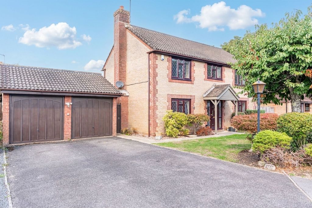 Property photo 1 of 16