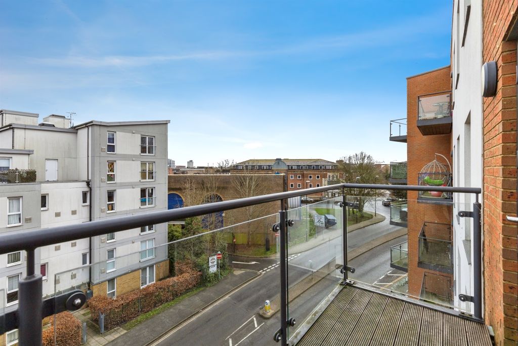 Property photo 2 of 13