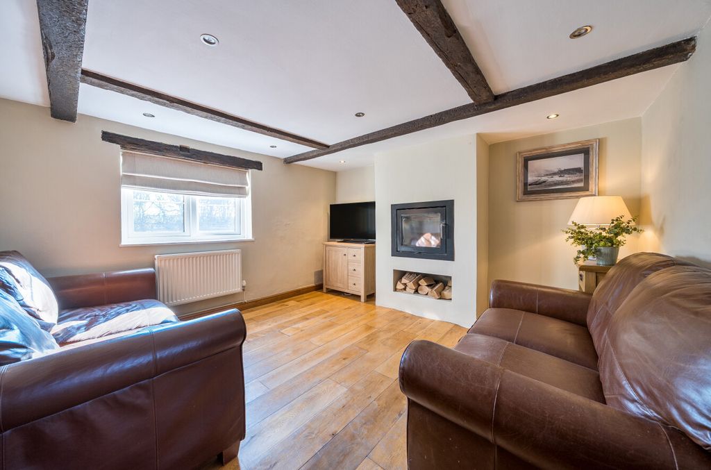 Property photo 2 of 37 1422799-14-69Bbd0...