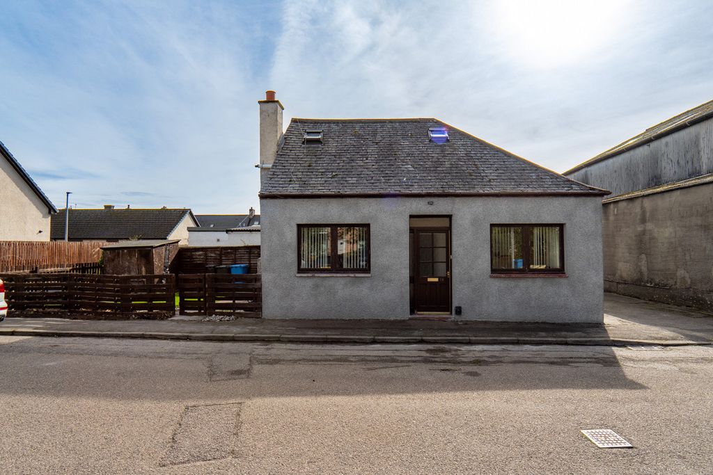 Property photo 1 of 22