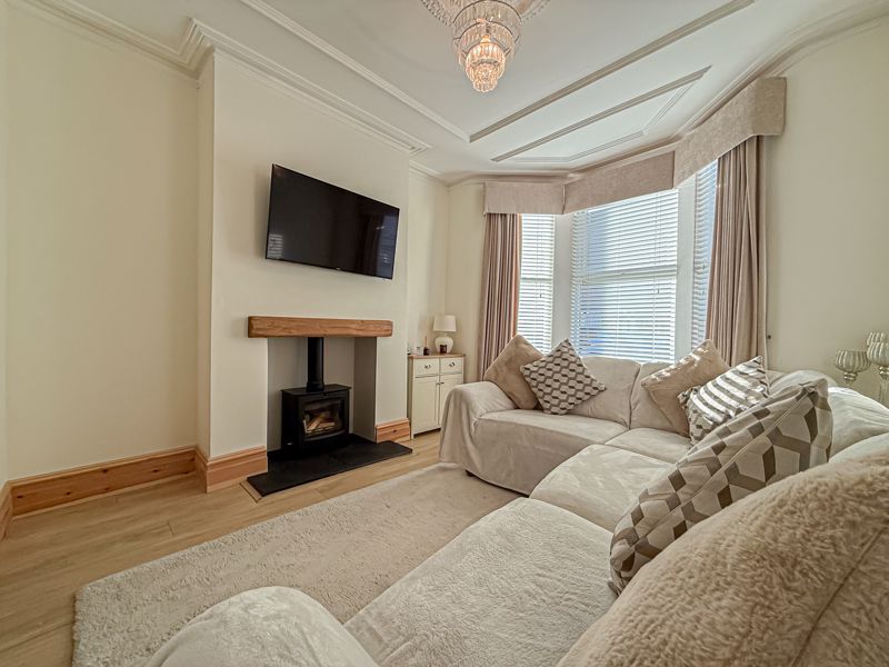 Property photo 3 of 22 Photo 17