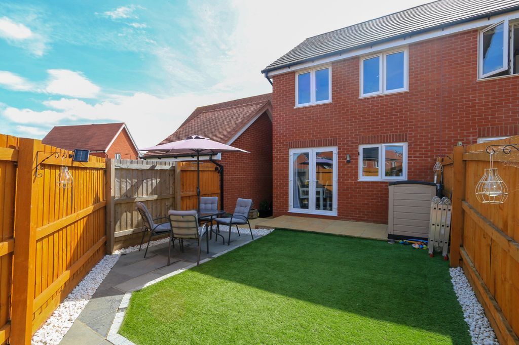 Property photo 3 of 10