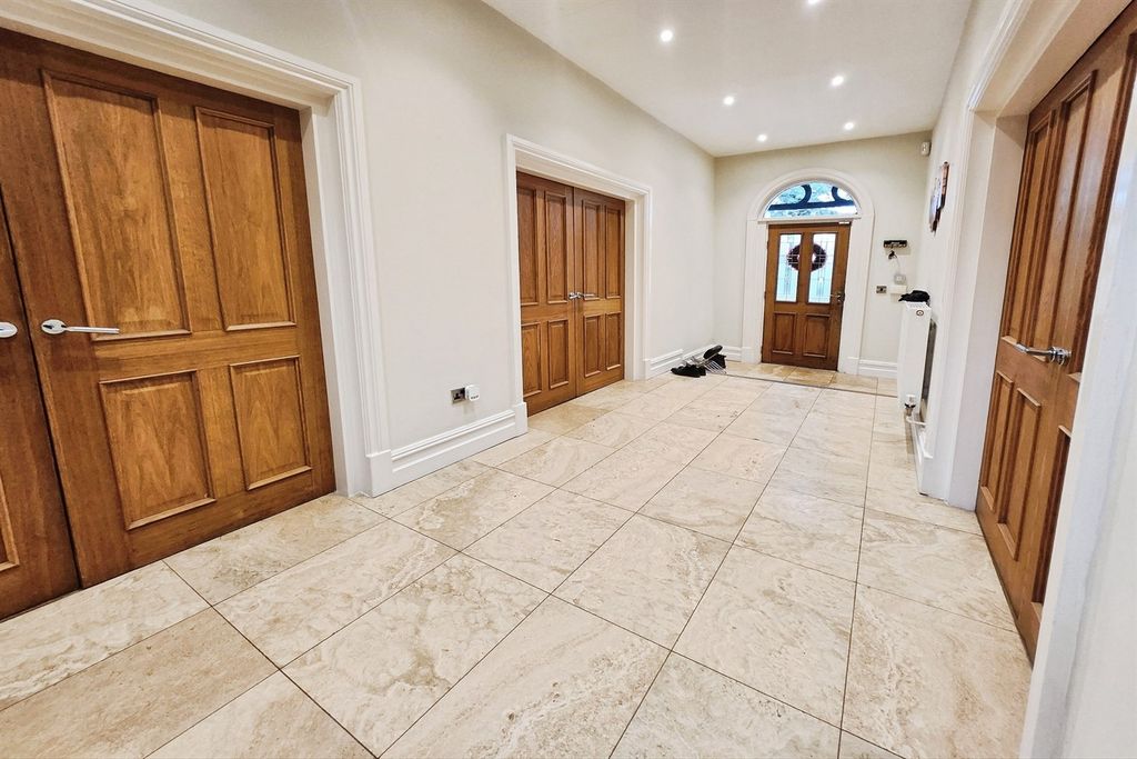 Property photo 2 of 21 Other