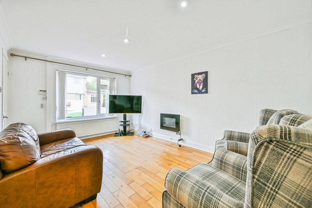 Property photo 2 of 15 Pbox-Img.Jpg