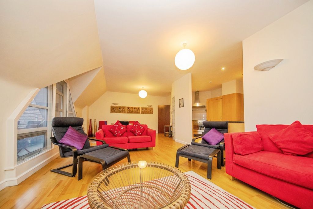 Additional image 13 of 2 bed flat for saleSt. Peters Street, Ipswich, Suffolk IP1