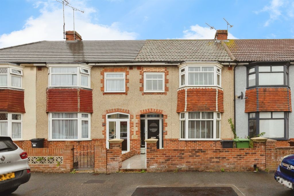 Property photo 1 of 17