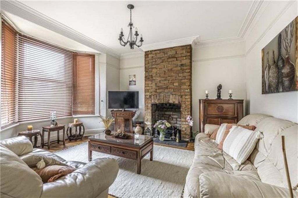 Property photo 3 of 12 Living Room