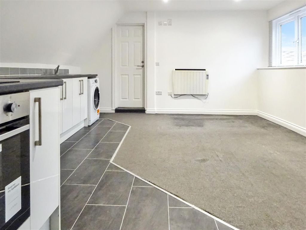 Property photo 2 of 8 Dsc04648.Jpg