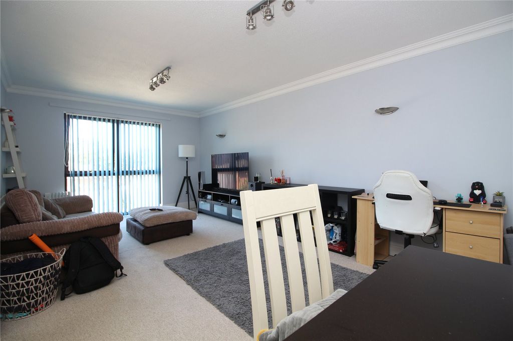 Property photo 2 of 12 Picture No. 04