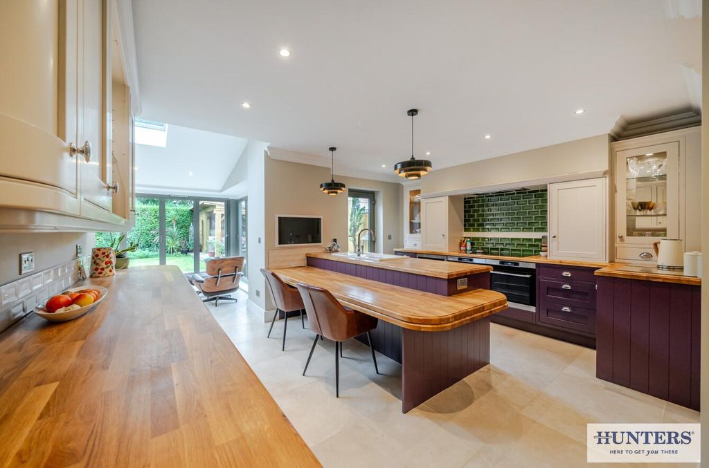 Property photo 2 of 22 5Afbd9E5-4A6F-4272-Bba3-7A6B90Fa08d7.Jpg