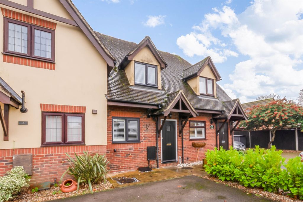 Property photo 1 of 12 Front