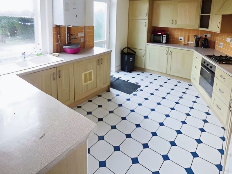 Property photo 2 of 16 Kitchen