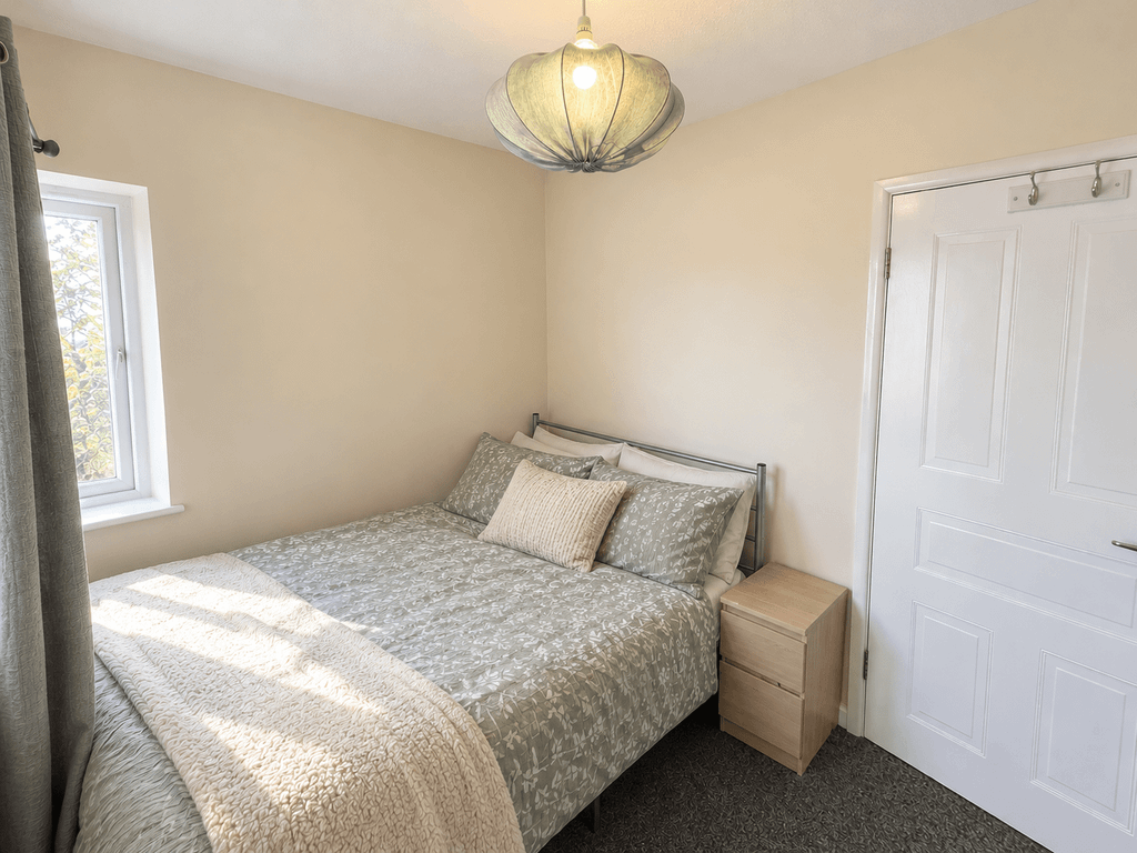 Property photo 3 of 8 332d Bedroom