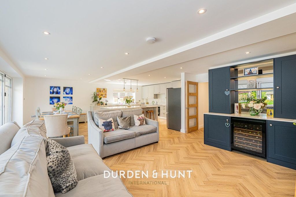 Property photo 2 of 60 Outings-2.Jpg