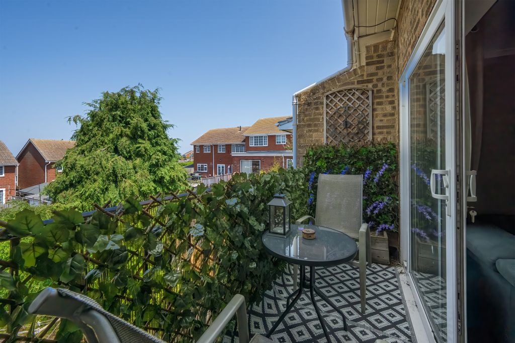 Property photo 3 of 16 Balcony