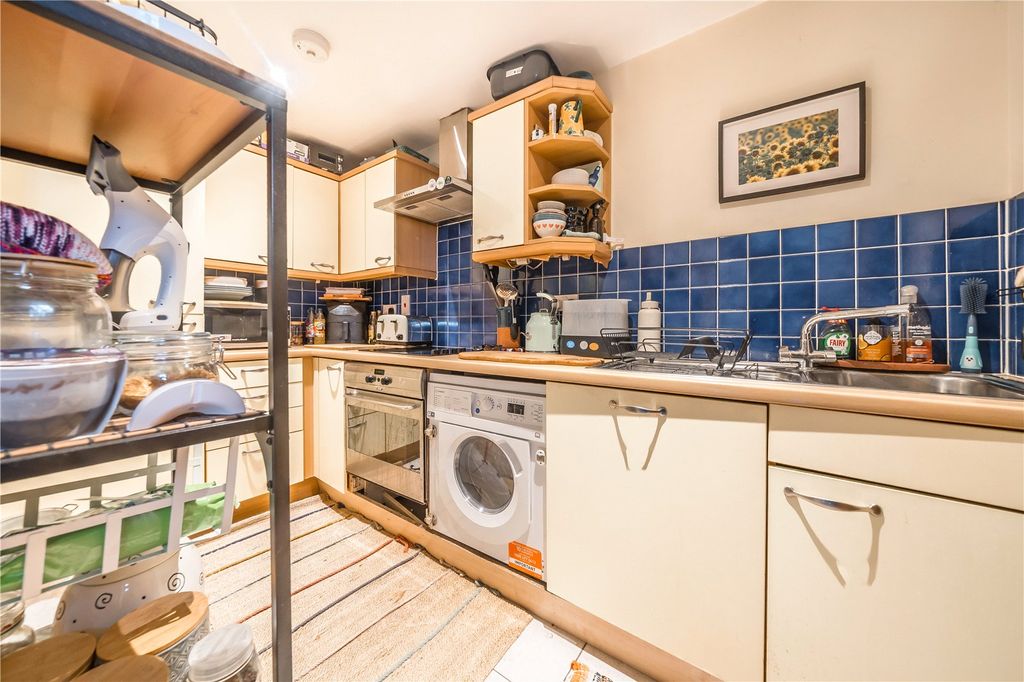 Property photo 2 of 8 Kitchen