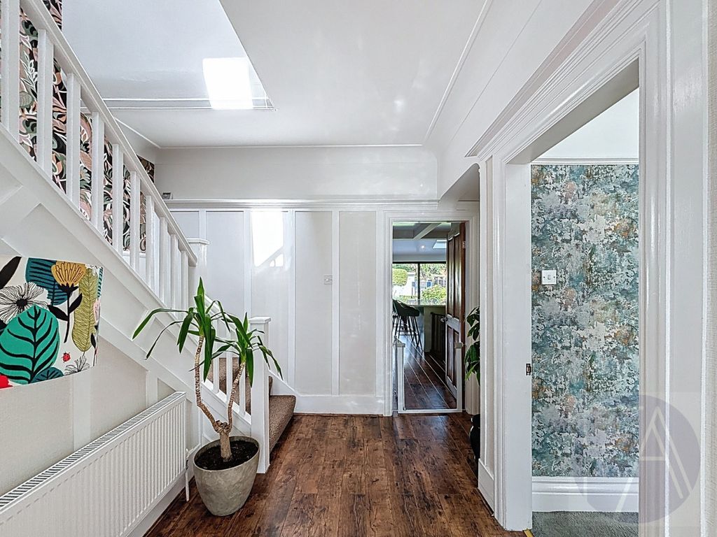 Property photo 2 of 34 4384042