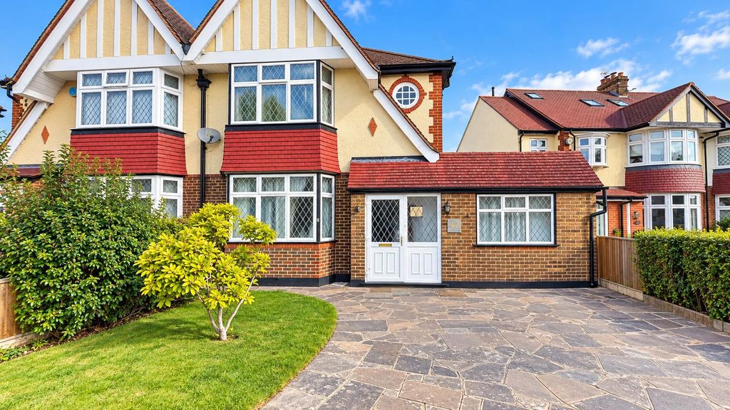 Property photo 1 of 15 Sunny 1930S Semi-Detached Home Frontage.Png
