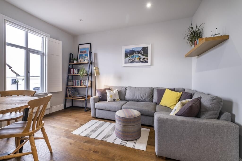 Property photo 1 of 8 Reception Room-V2