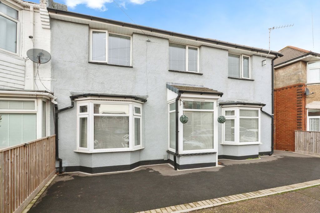 Property photo 1 of 21 Pbox-Img.Jpg