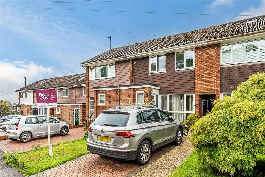 Property photo 1 of 17 19-Greenacres-8.Jpg