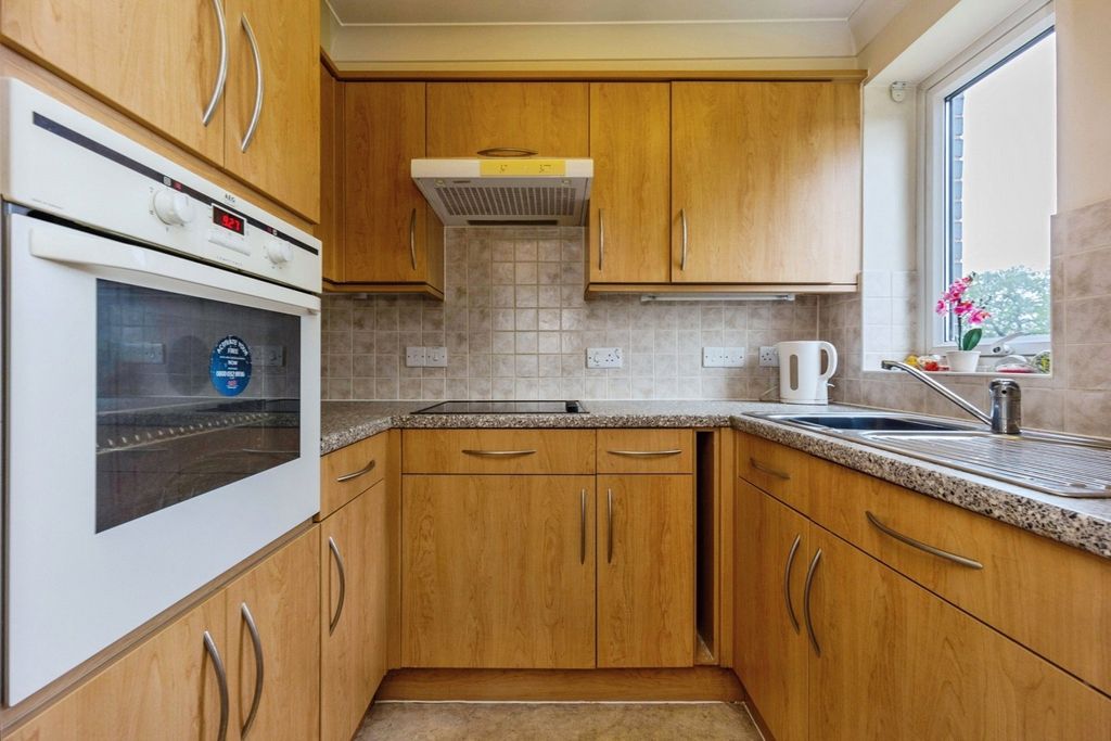 Property photo 3 of 17 Picture No. 07