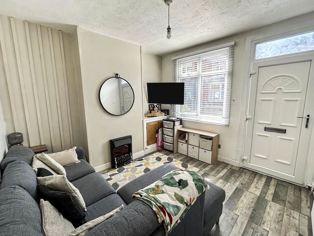 Property photo 2 of 10 Picture No. 07