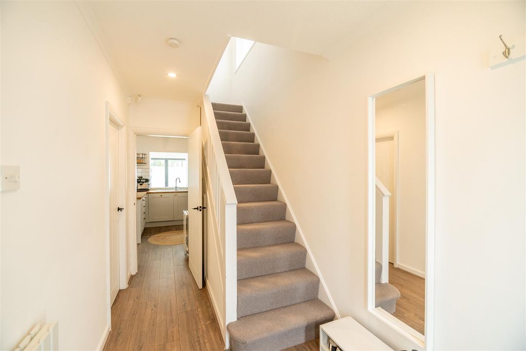 Property photo 3 of 23 Hallway