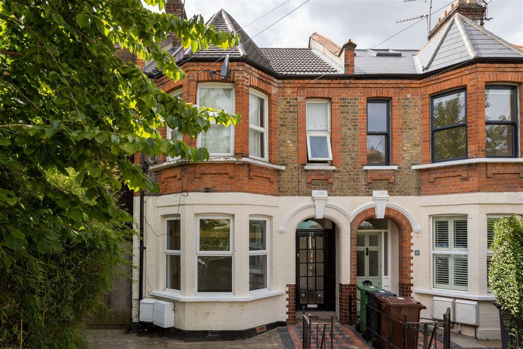 Property photo 1 of 16