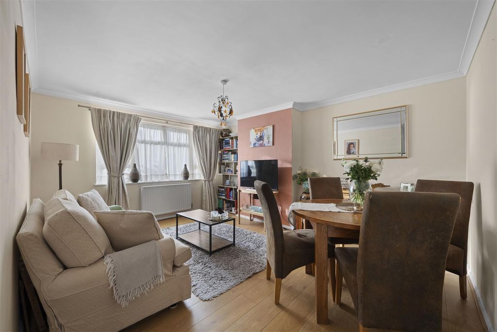 Property photo 2 of 10 Dsc_9960.Jpg