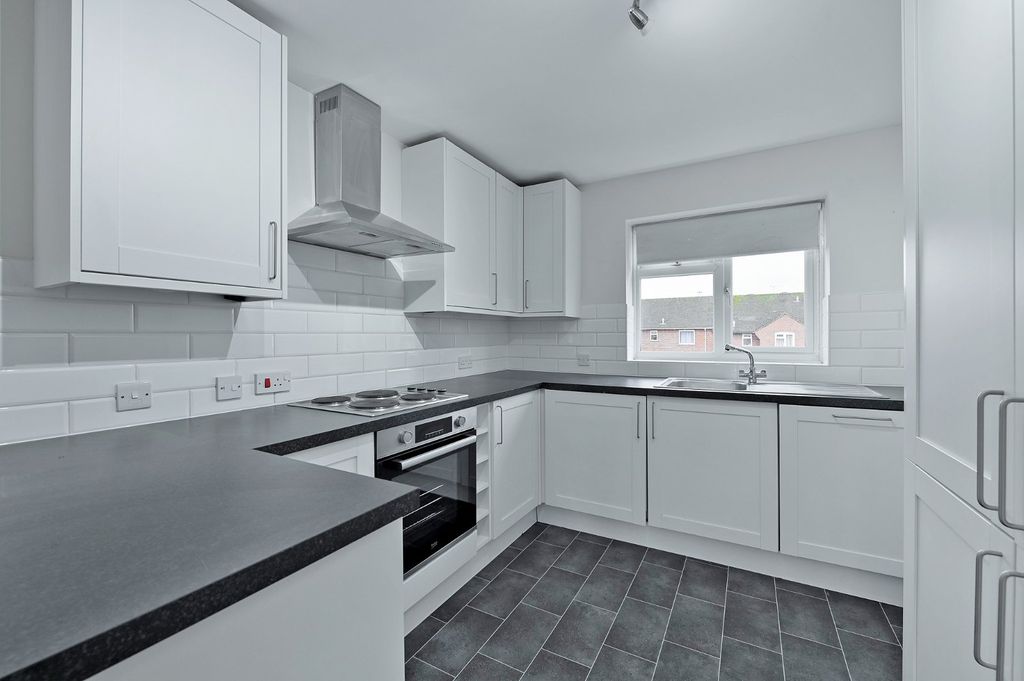 Property photo 2 of 7 Picture No. 25