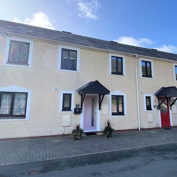 Property photo 1 of 32