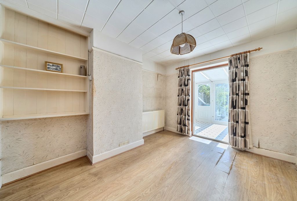 Property photo 3 of 17 1526673-3-6Ac3948...