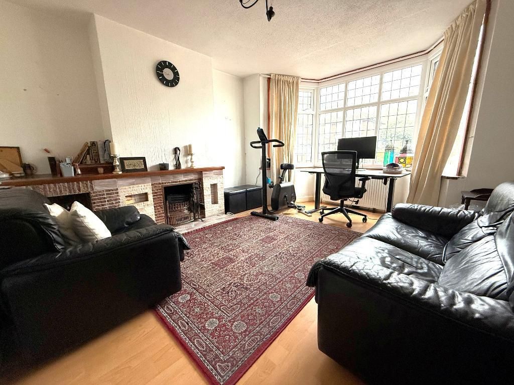 Property photo 2 of 12 Photo 2