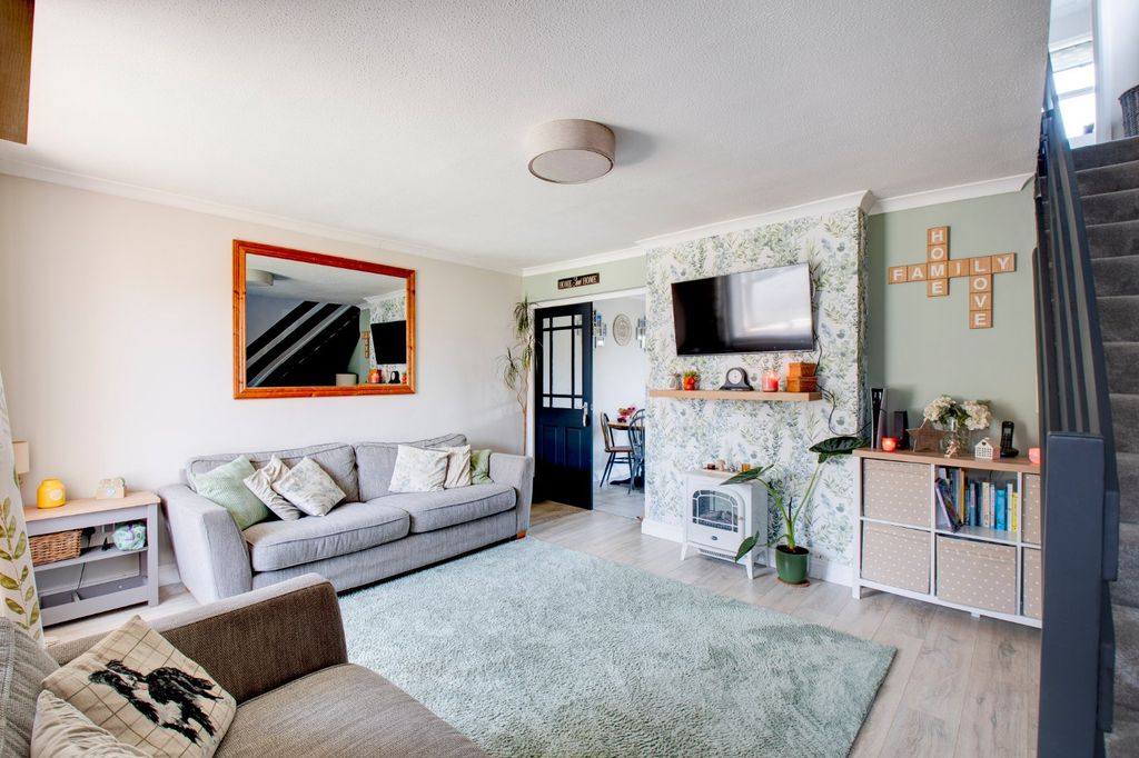 Property photo 2 of 16 Picture No. 03