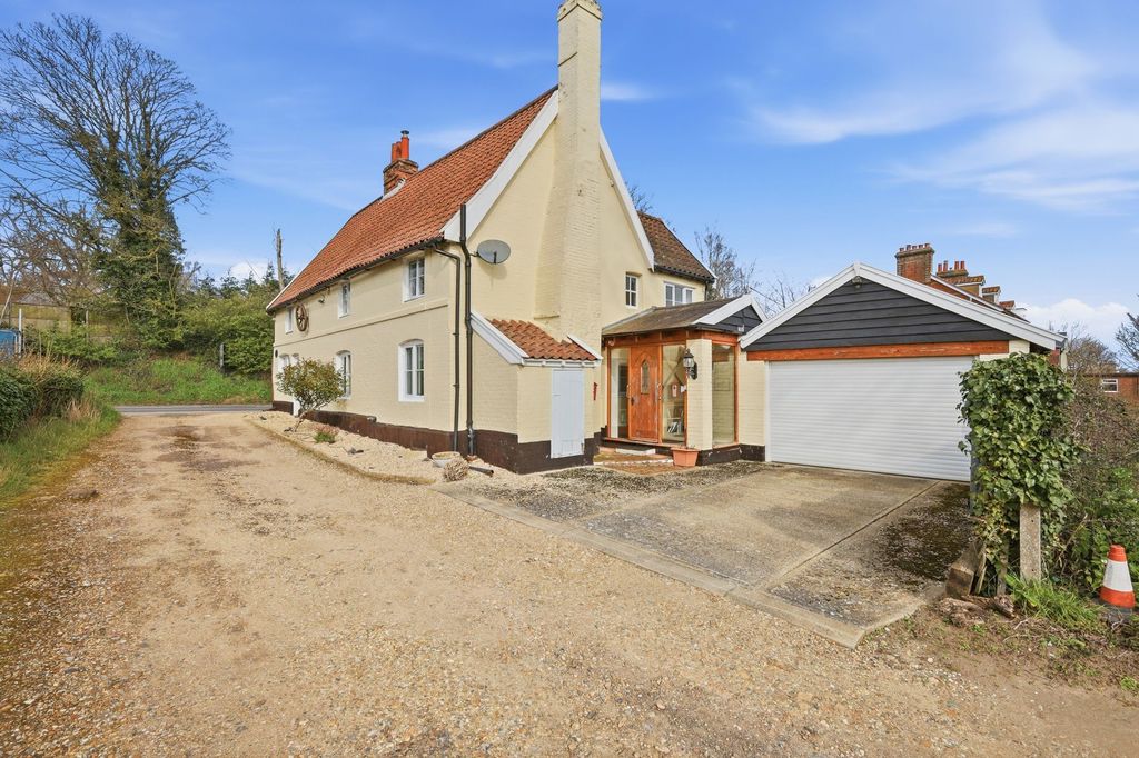 Property photo 1 of 39