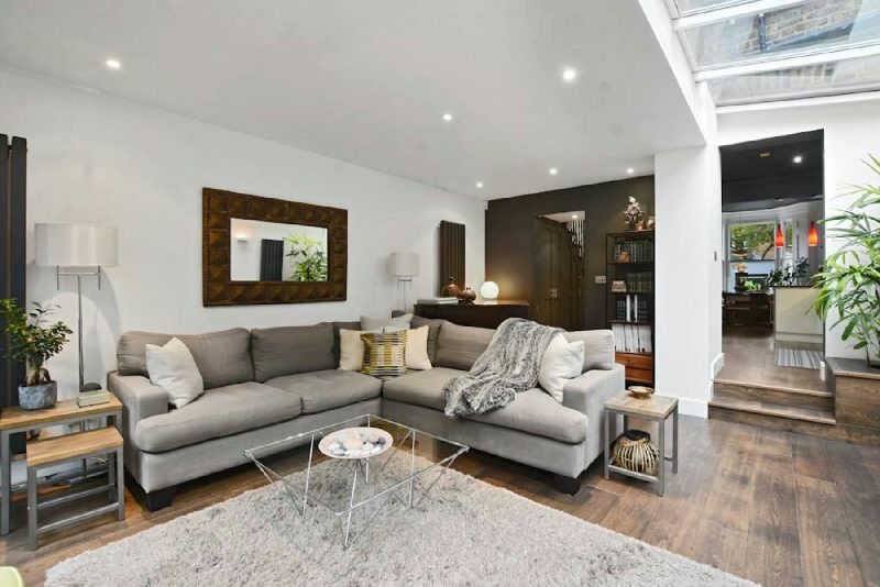 Property photo 1 of 17 Main Picture