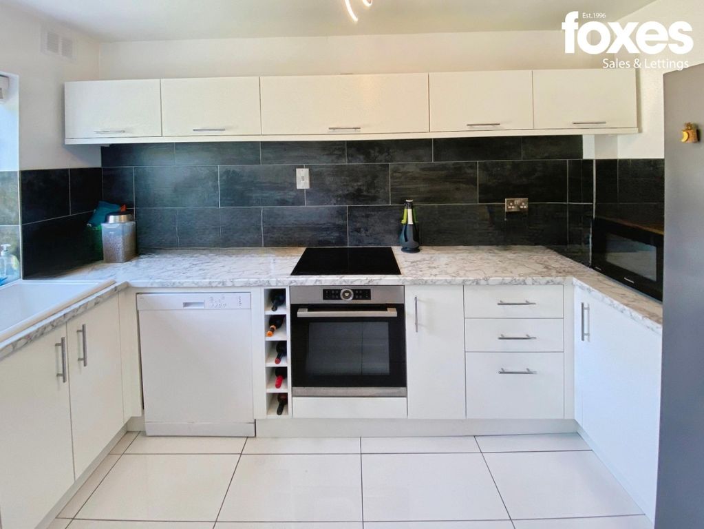 Property photo 2 of 23 4536554
