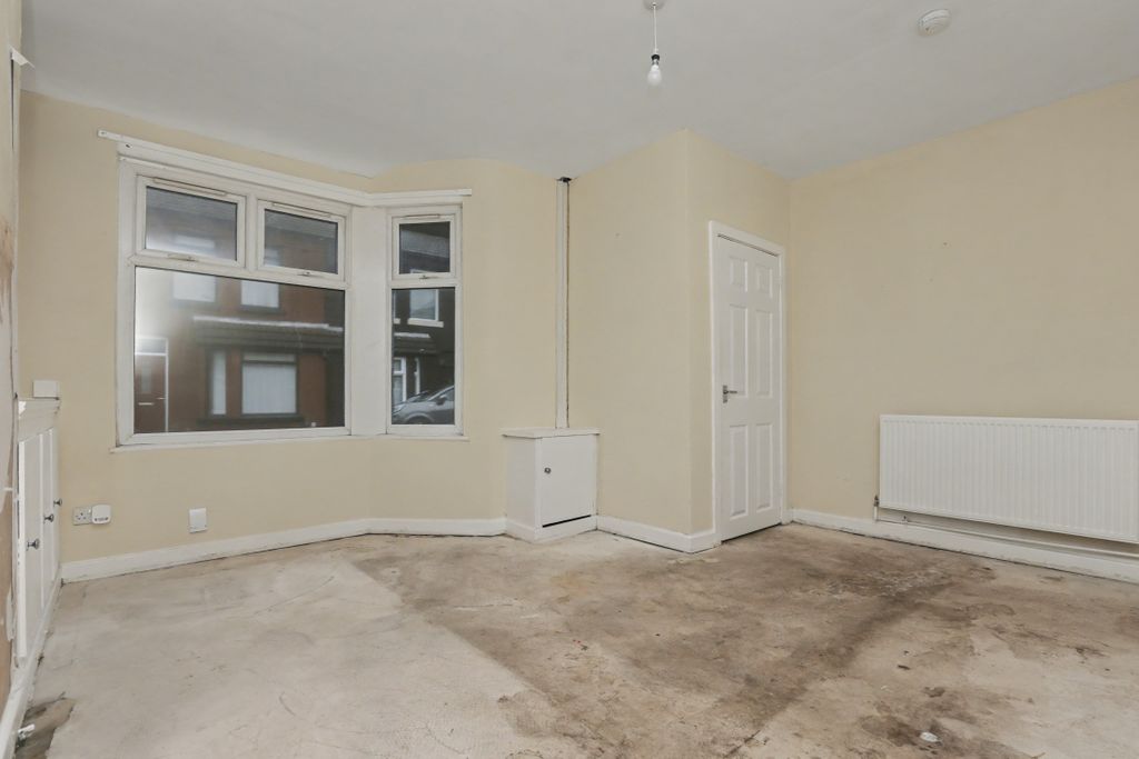 Property photo 3 of 13 12 Kingswood Avenue, Walton, Liverpool L9 0Jw