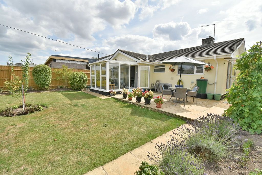 Property photo 2 of 22