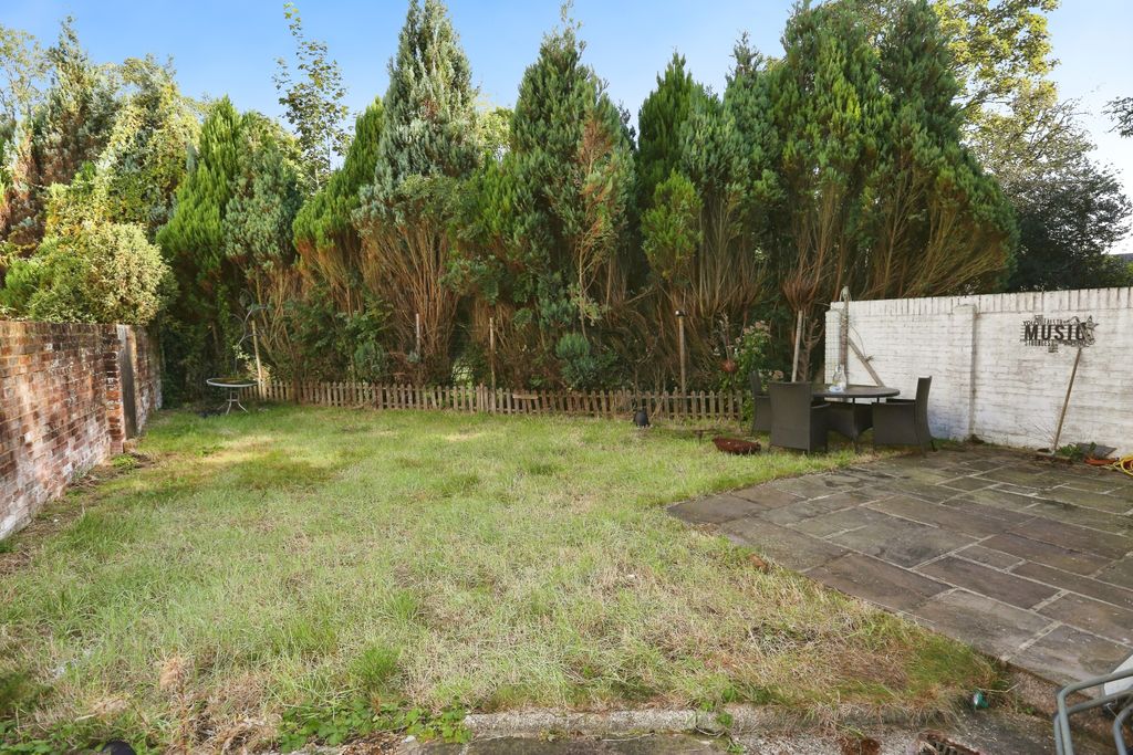 Property photo 3 of 15 Photography